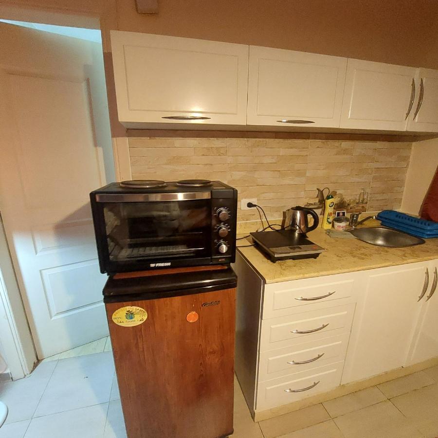 Comfortable In Karma With Private And Pools Family Only Or Female *