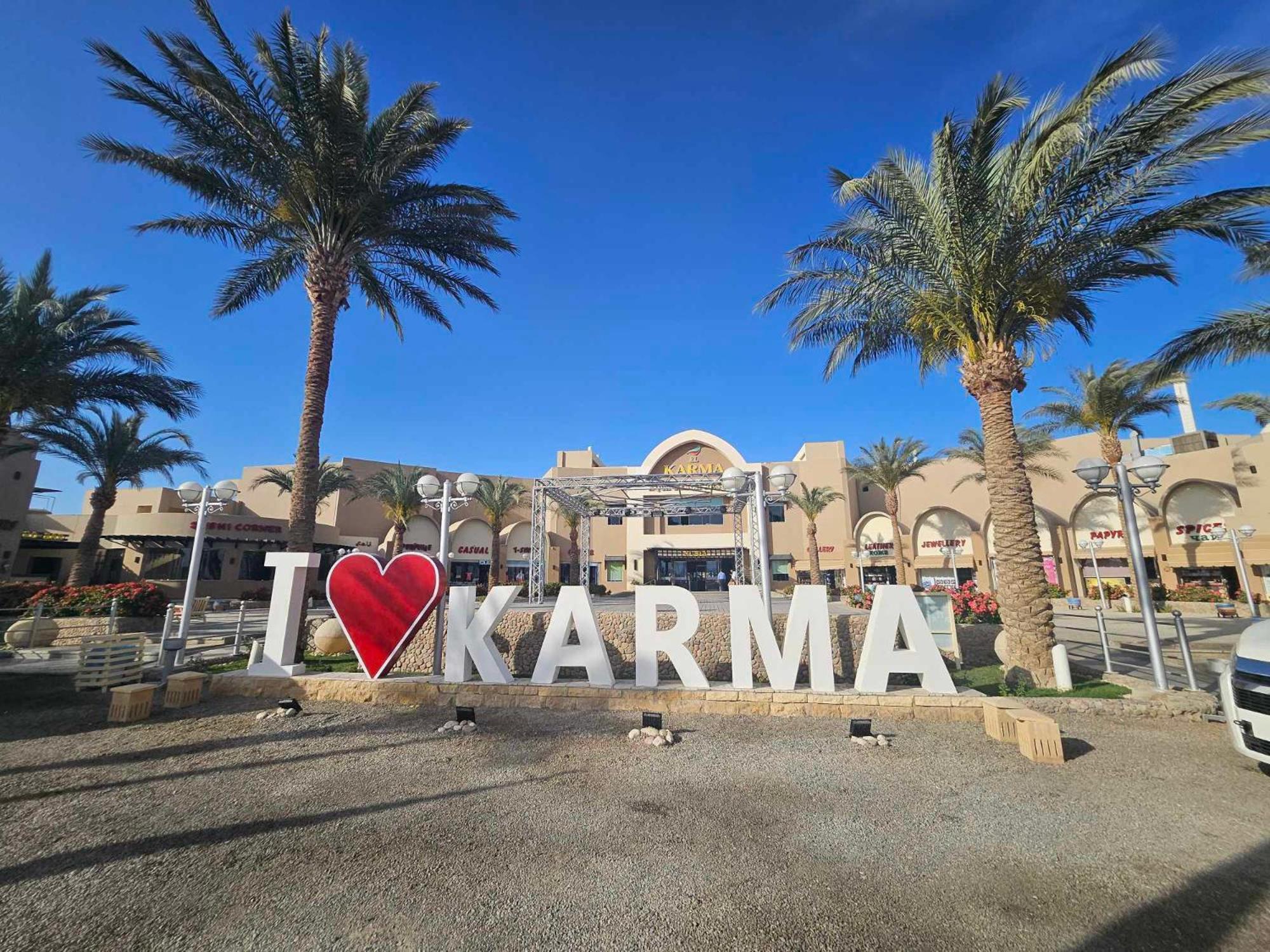 Apartment Comfortable In Karma With Private And Pools Family Only Or Female